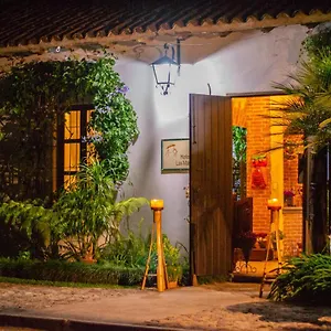 https://hostal-las-marias-antigua-guatemala.guatemalaantiguahotels.com