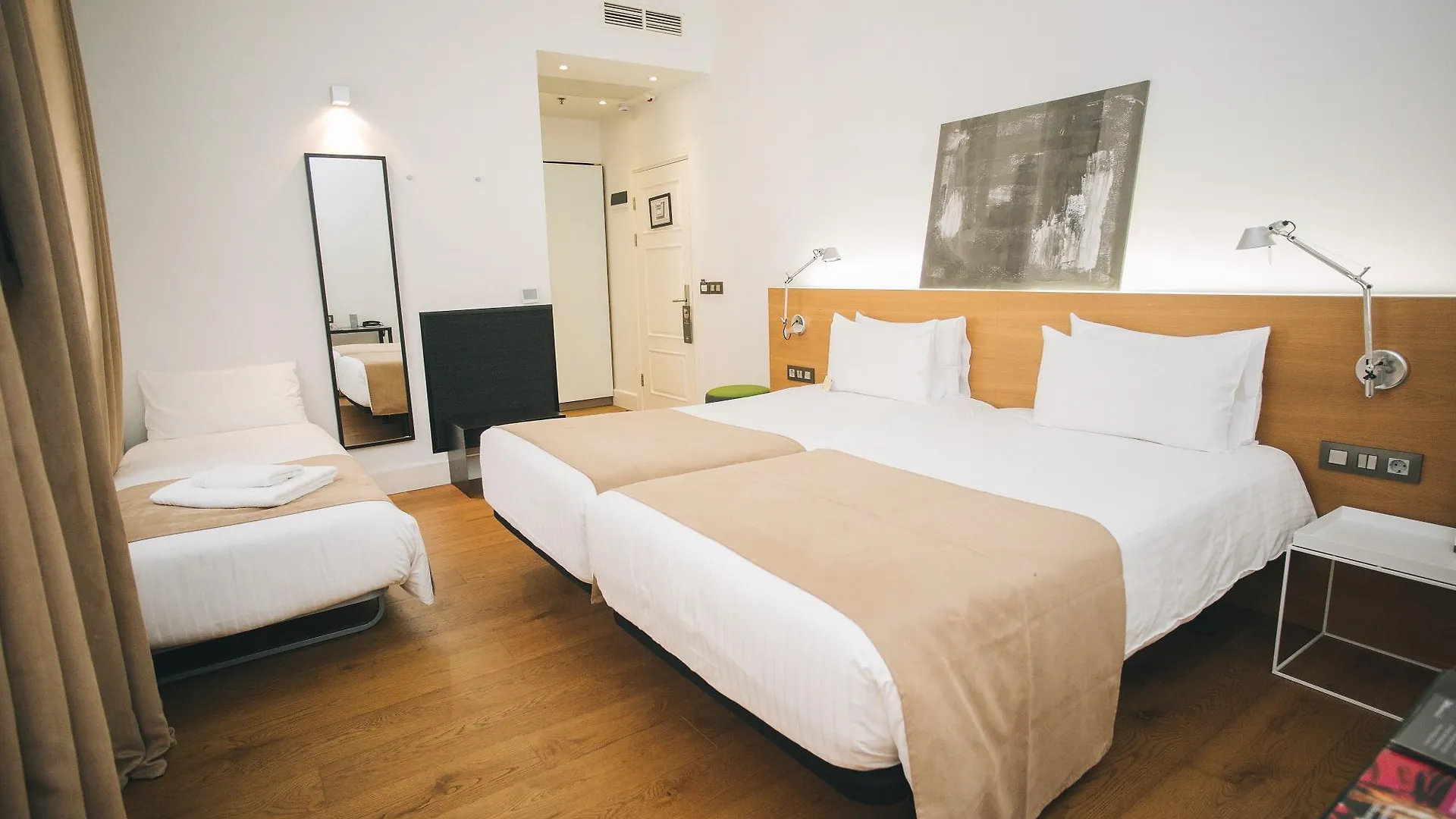 Hotel Zenit Budapest Palace 4*,  Hungary