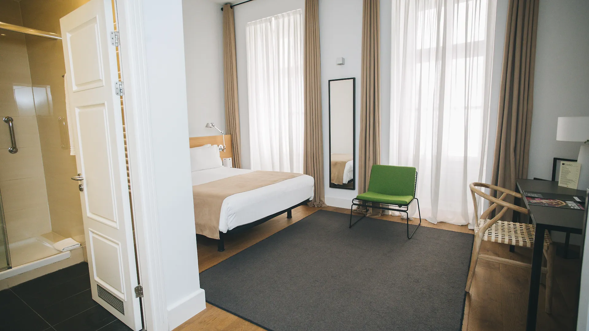 Hotel Zenit Budapest Palace 4*,
